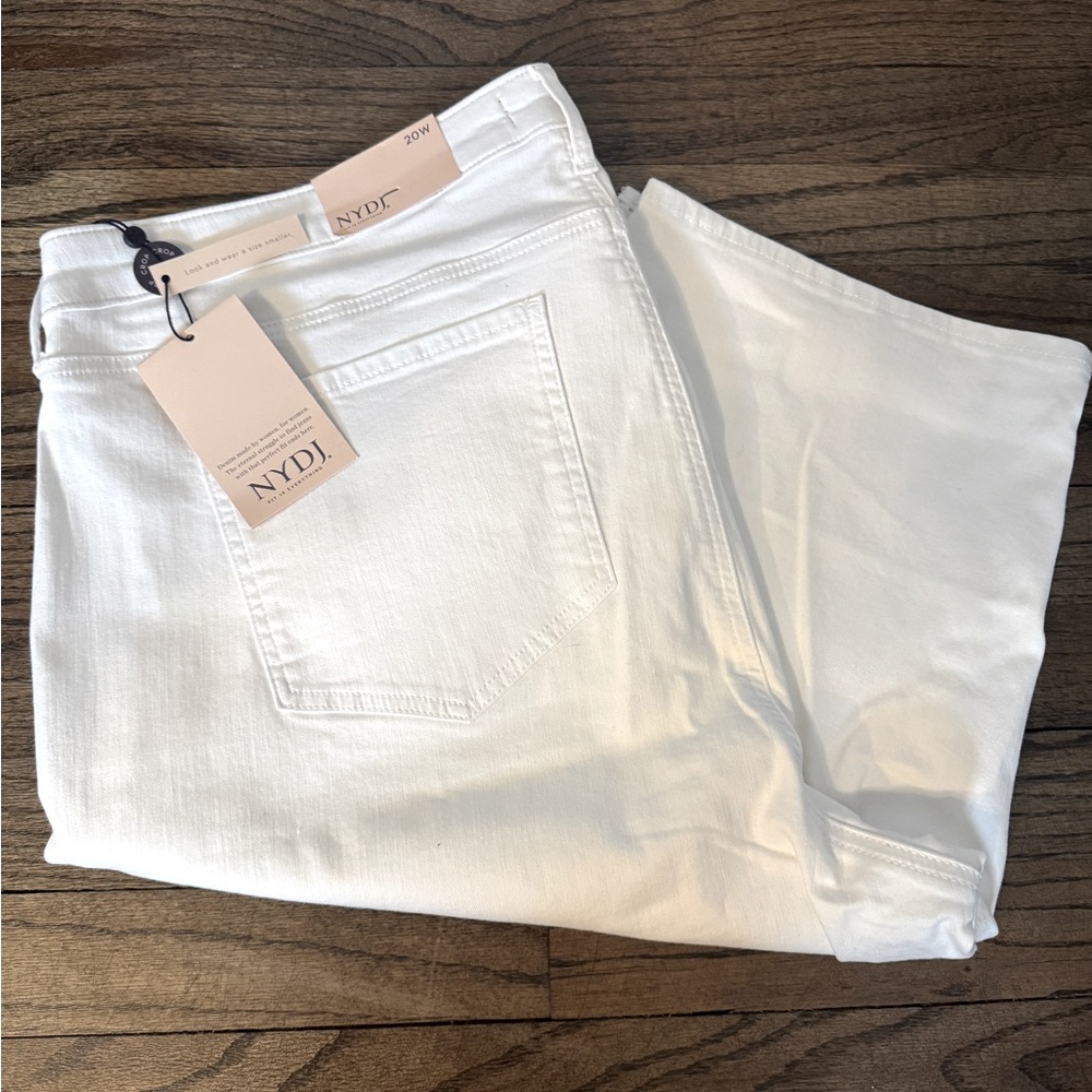 NYDJ White Capri Jeans